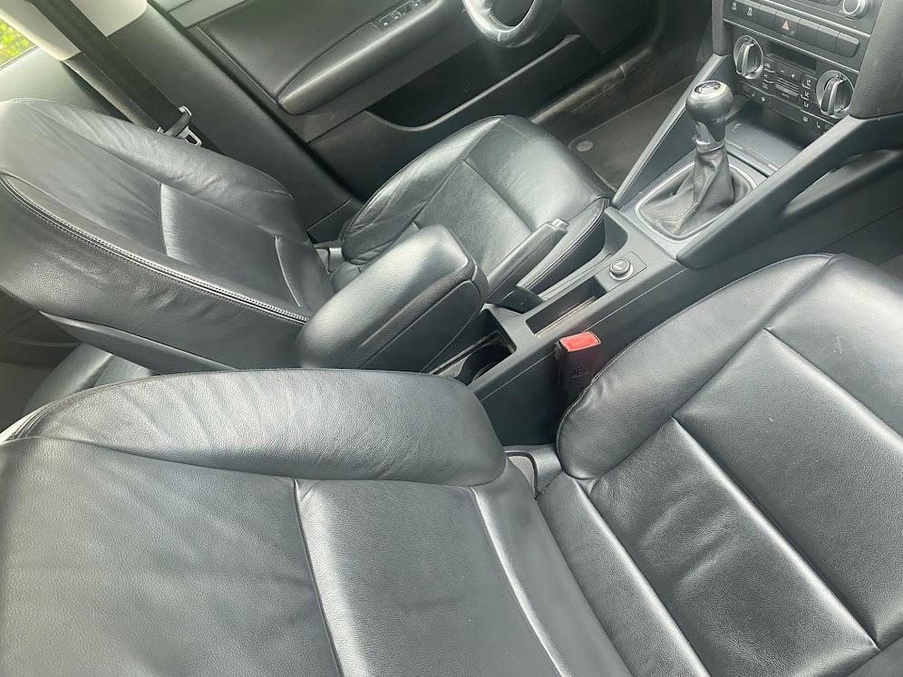 Audi A3 1,6 TDI - Koža