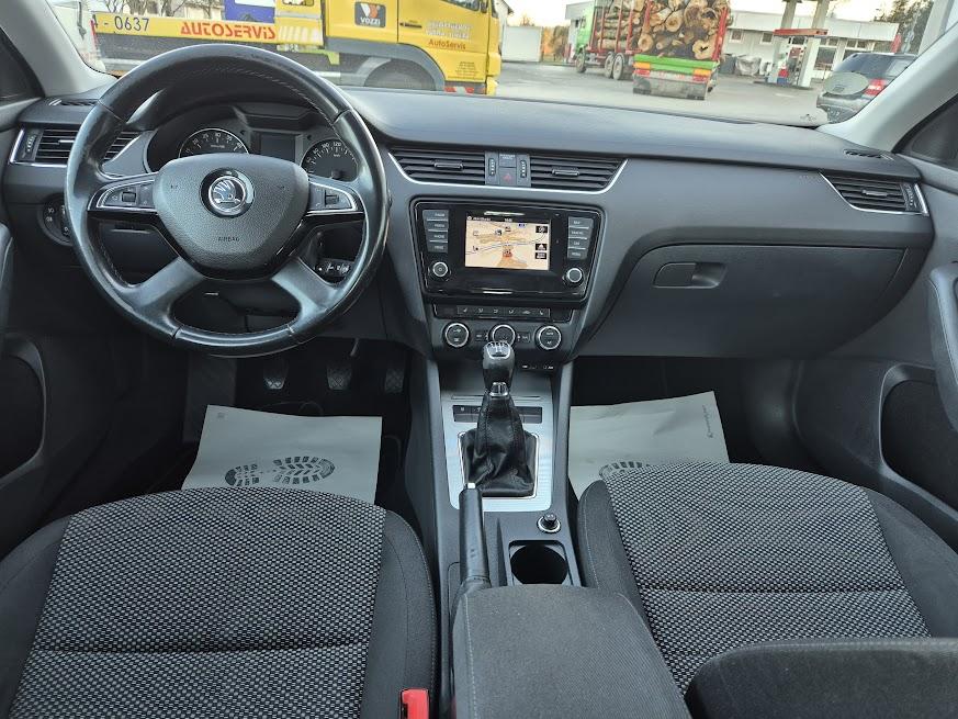 Škoda Octavia Combi 1,6 TDI Navigacija,