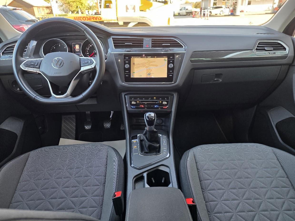 VW Tiguan 2,0 tdi, navigacija, adaptivni tempomat