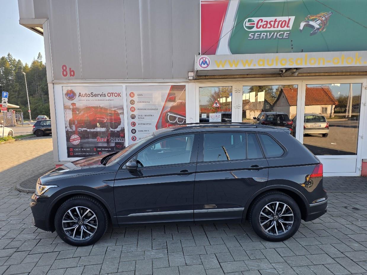 VW Tiguan 2,0 tdi, navigacija, adaptivni tempomat
