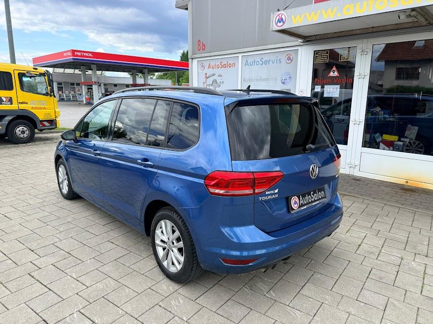 VW Touran 2,0 TDI - PDV u cijeni