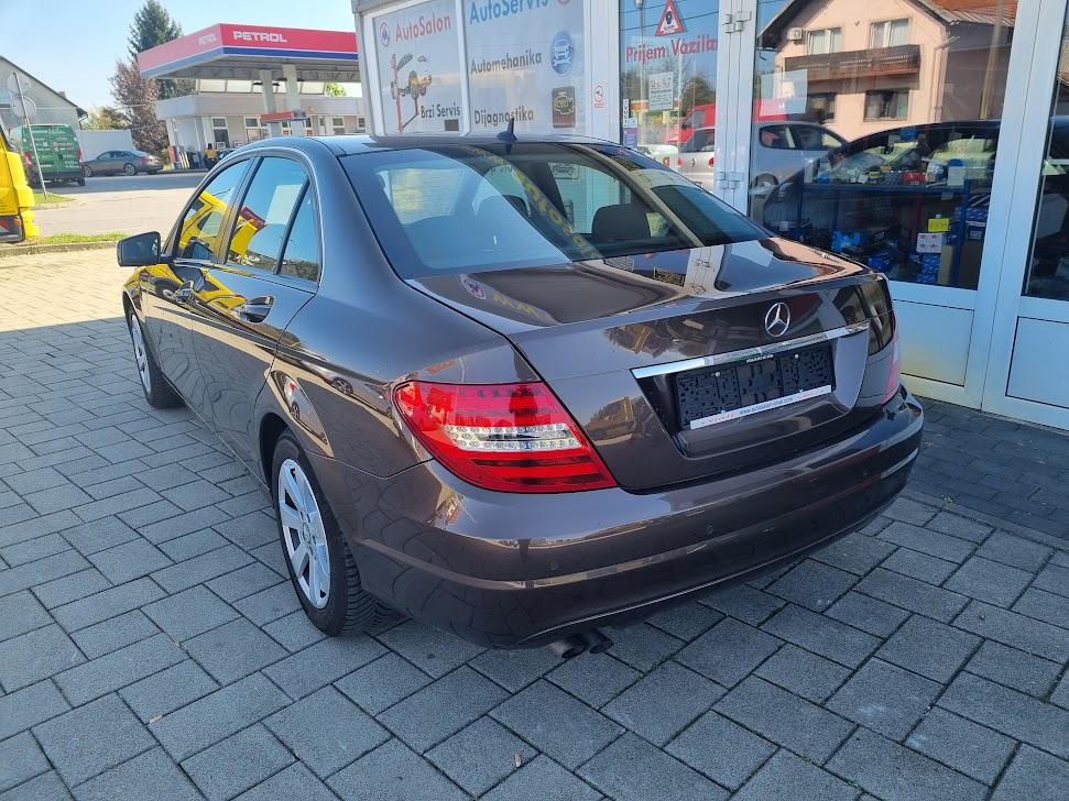 Mercedes-Benz C-klasa 180cdi