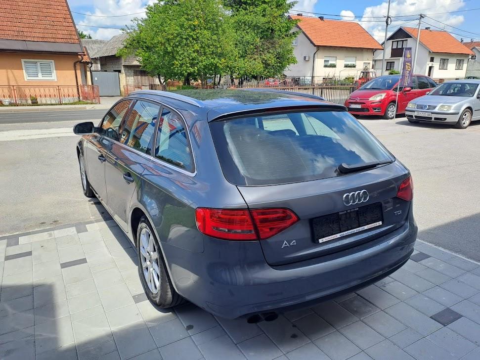 Audi A4 Avant 2,0 TDI. 165 ks