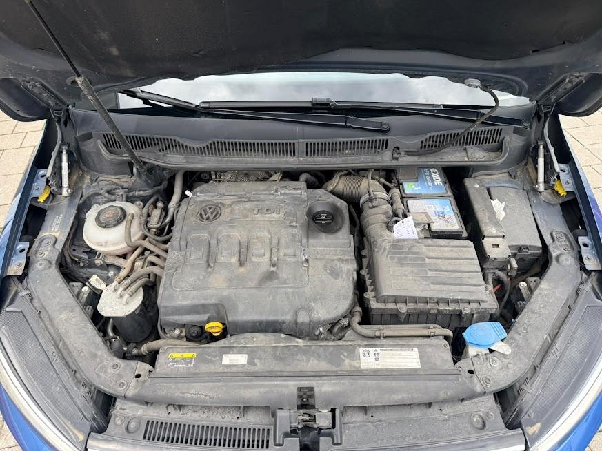 VW Touran 2,0 TDI - PDV u cijeni
