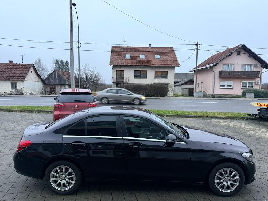 Mercedes-Benz C-klasa 180 automatik